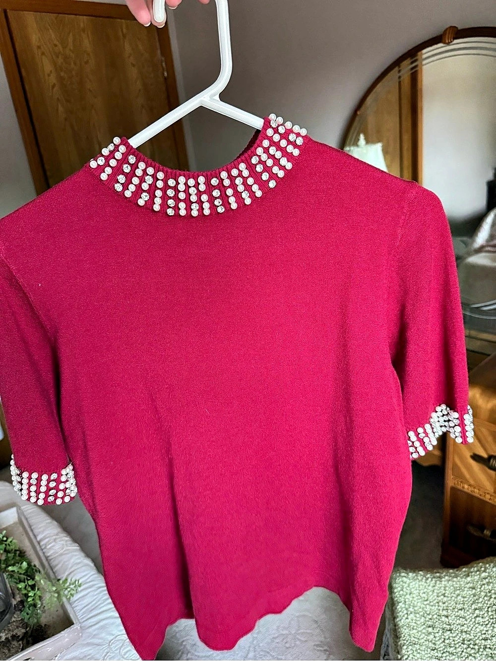 LIV Milano Embellished Short Sleeve Top in Pink Size Small Like New